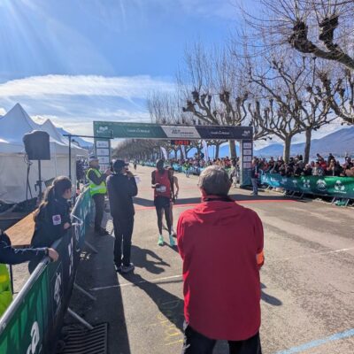 Arche de départ et arrivée du 10km d'Aix-les-Bains by Crédit Mutuel avec bâches personnalisées